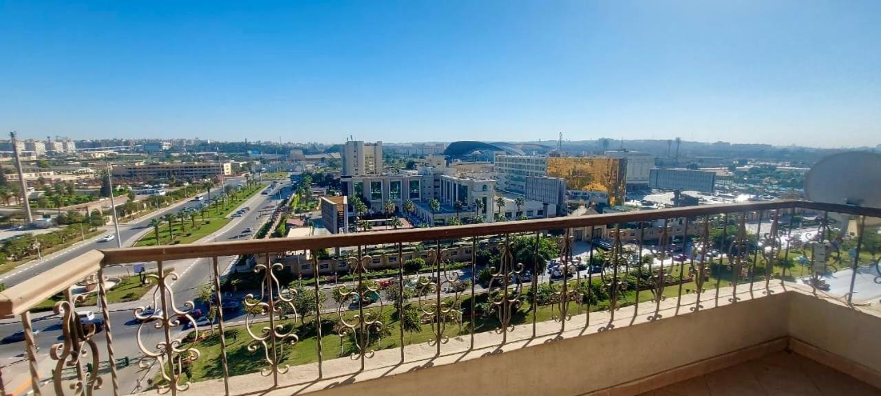 Apartment Luxury 2 Bedroom At The Heart Of Modern Directly On Salah Salem Main Street *