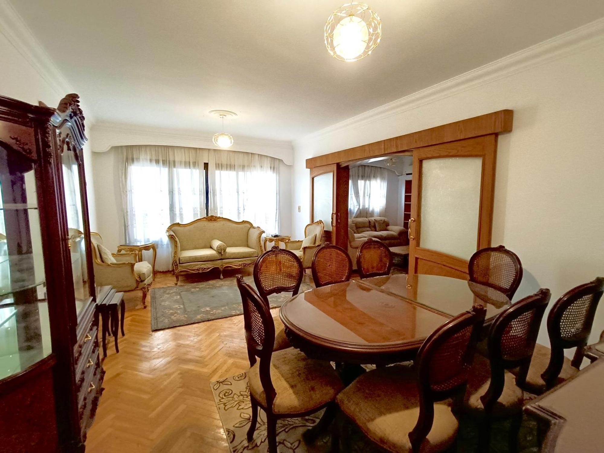 Apartment Luxury 2 Bedroom At The Heart Of Modern Directly On Salah Salem Main Street *